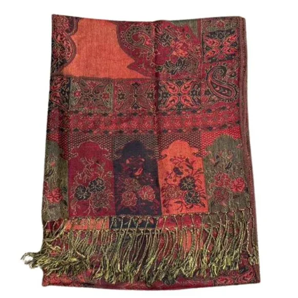 Pashmina & Silk Red Paisley Scarf – 55% Pashmina, 45% Silk - Picture 4 of 6